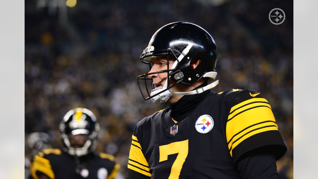 Steelers To Wear All-Black 'Color Rush' Uniforms Against Ravens - CBS  Baltimore