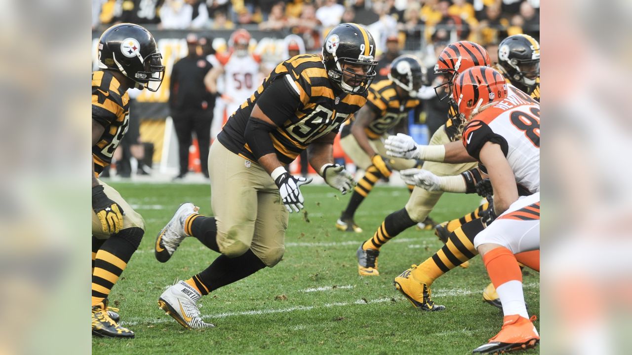 Steelers will wear 'bumble bee' jerseys Sunday against Bengals