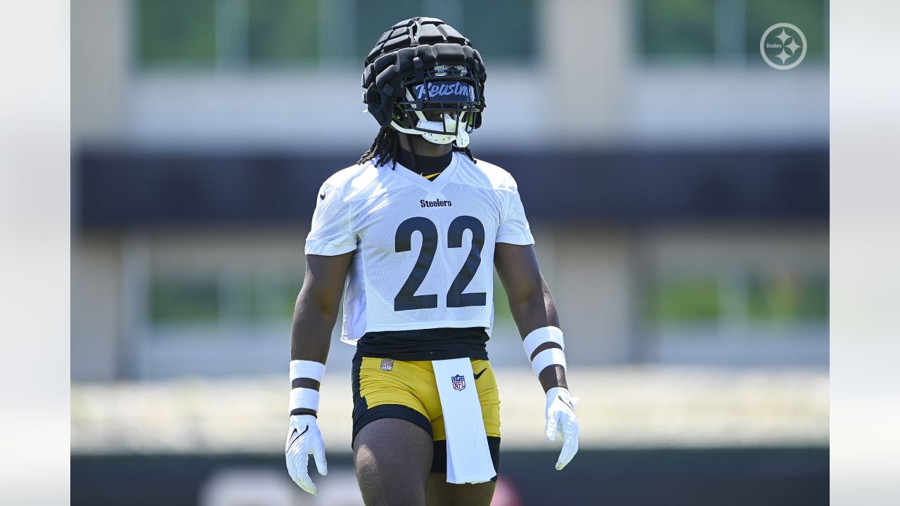 Najee Harris has looked impressive at rookie minicamp for the Steelers