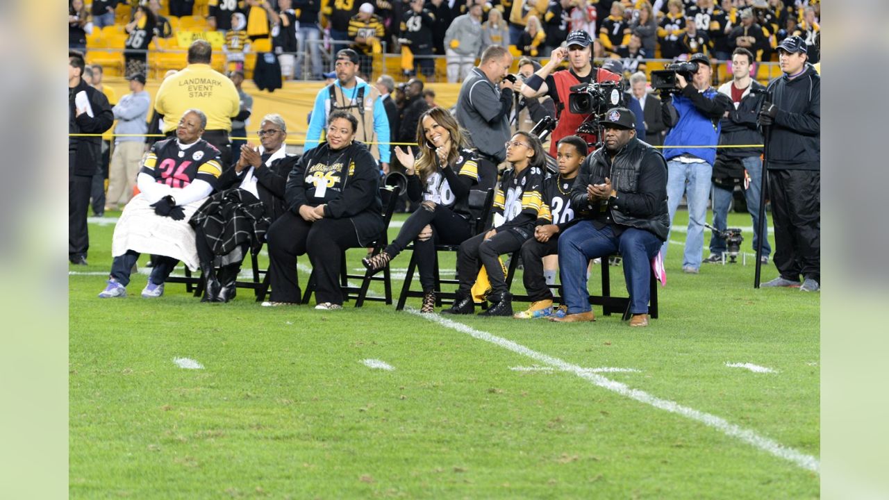 Hall of Fame running back Jerome Bettis joins NFL Total Access to share  what he's most excited for at the late Pittsburgh Steelers legend Franco  Harris' jersey retirement ceremony on December 24th.