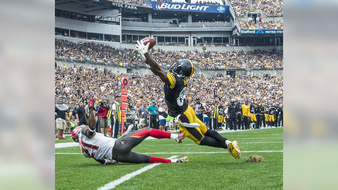 15 Things You Need to Know About Antonio Brown - stack