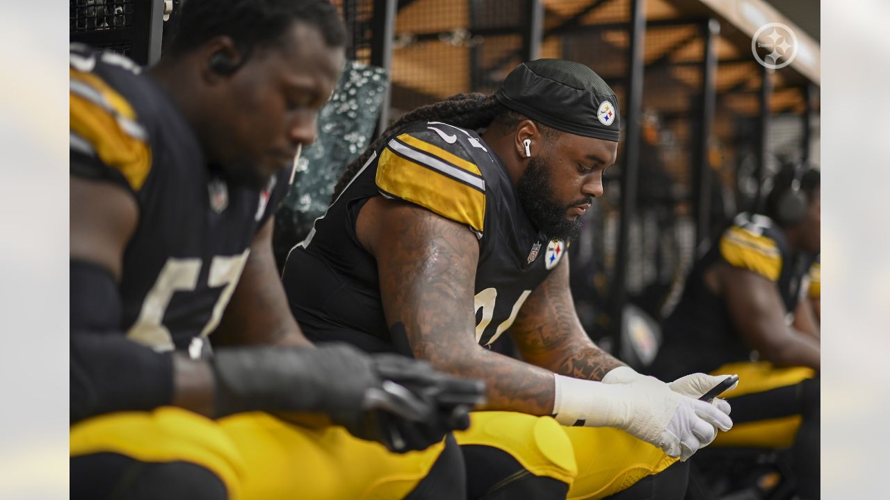 PHOTOS: Game faces - Steelers vs. Browns