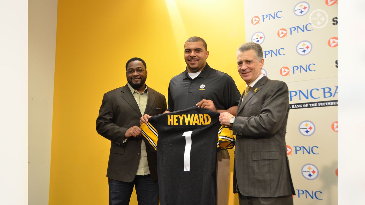 Pittsburgh Steelers on X: We have the 20th overall pick in the 2022  #NFLDraft. 