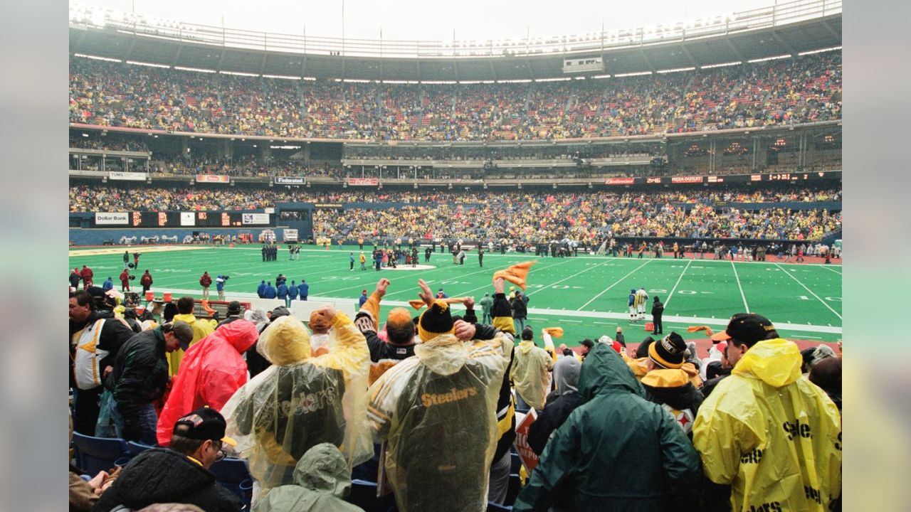 PHOTOS: Final Game at Three Rivers Stadium