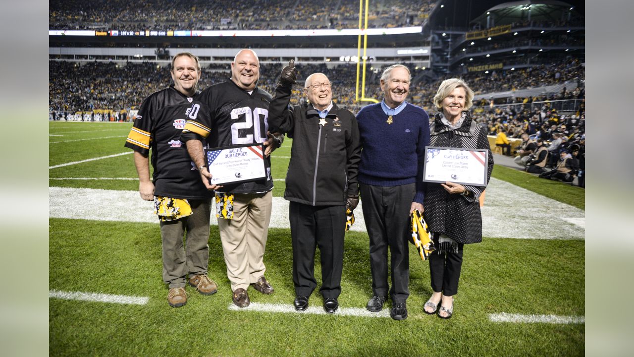 Steelers donate $75,000 during Veterans Day activities