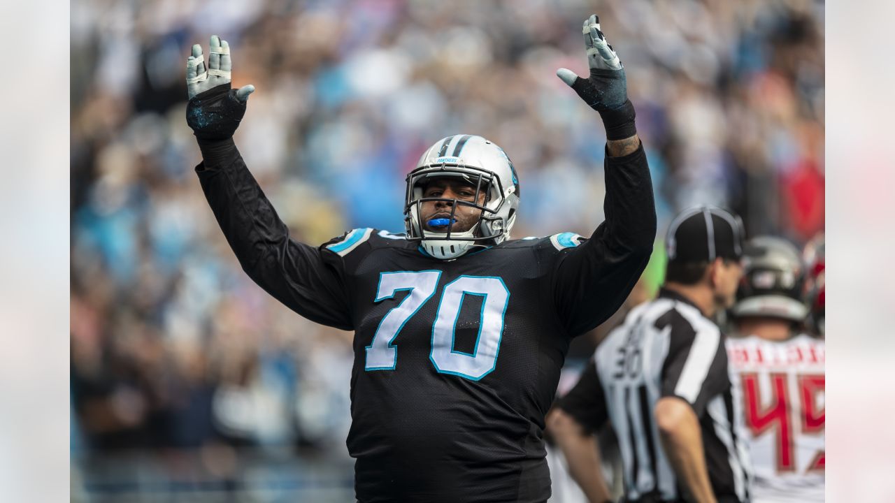 Former Panthers, Steelers offensive lineman Trai Turner signs new