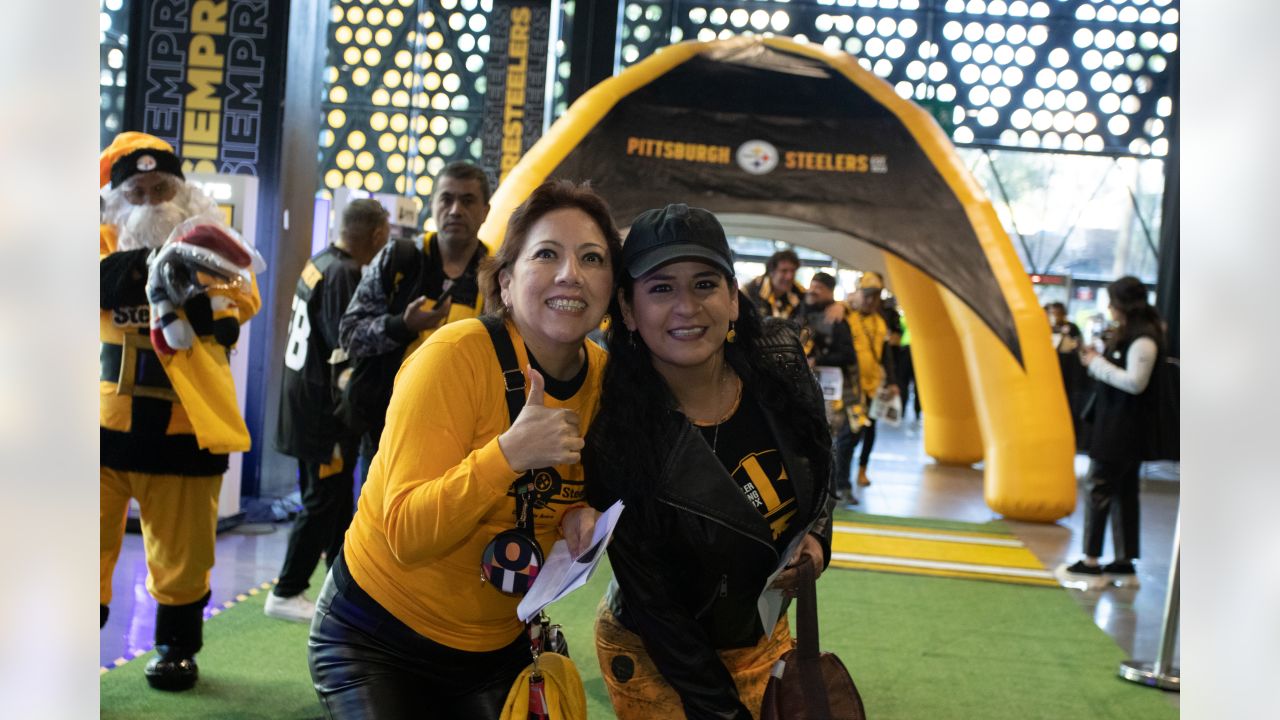 PHOTOS: 'Siempre Steelers' Watch Party in Mexico City