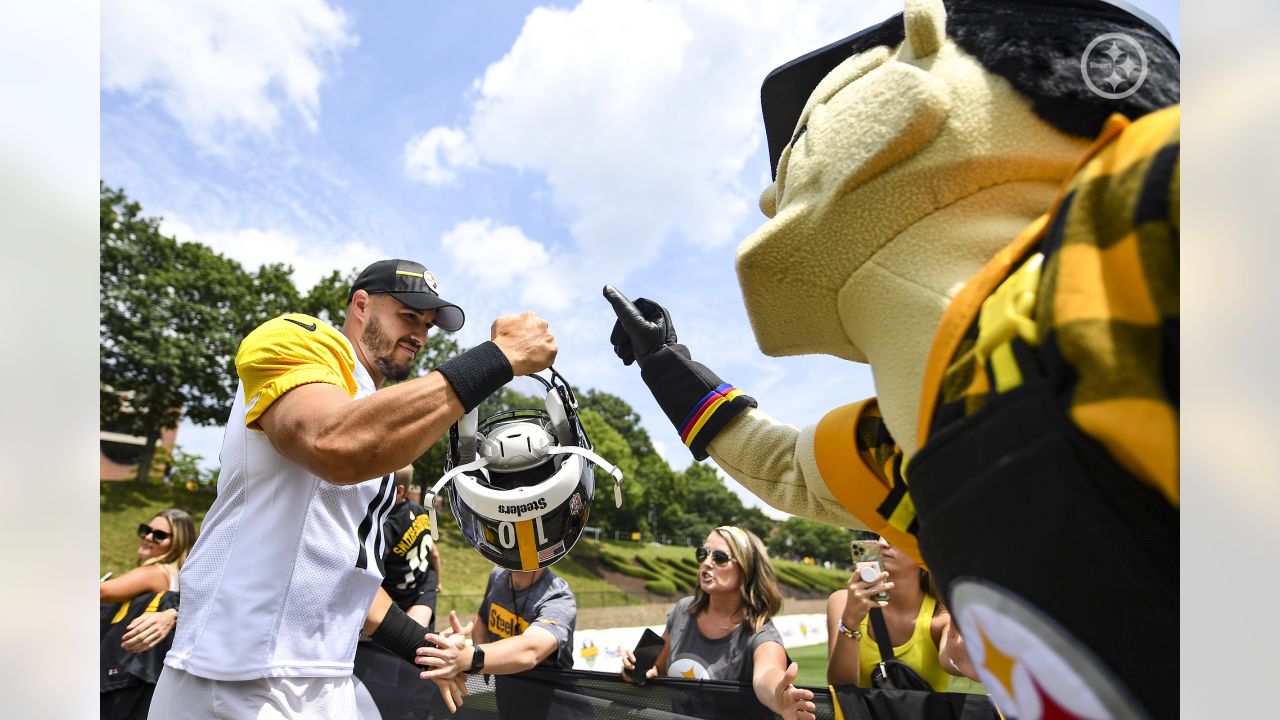 PHOTOS: Steelers Camp - August 5