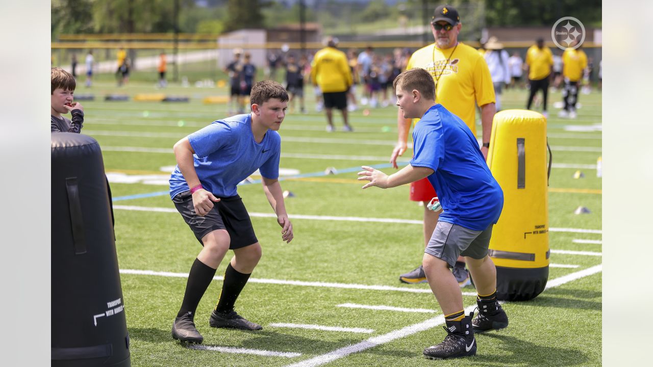 Pittsburgh Steelers Youth Saint Vincent Training Camp Football