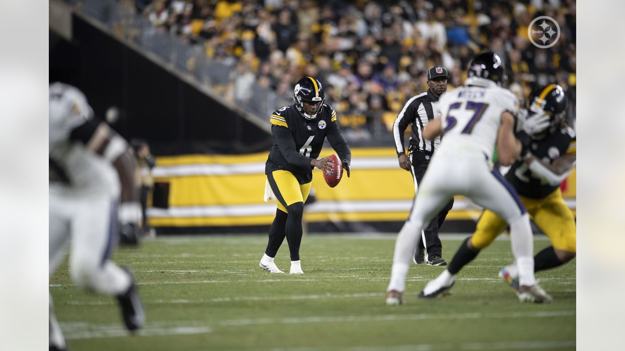 Steelers punter Pressley Harvin III: 'Built like a linebacker who