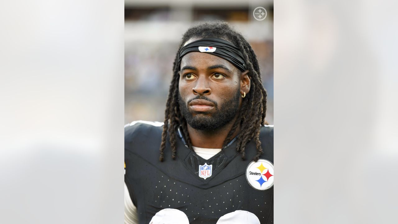 PHOTOS: Game faces - Steelers vs. Bills