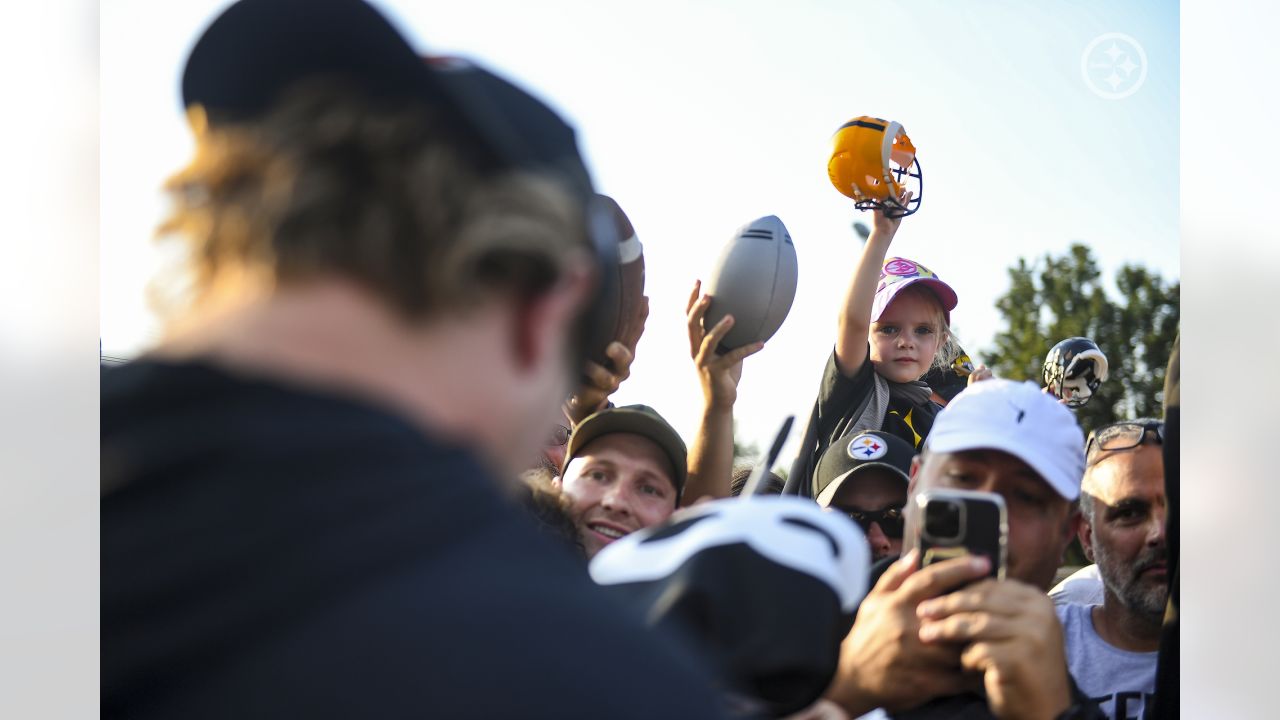 Steelers host annual night practice in Latrobe