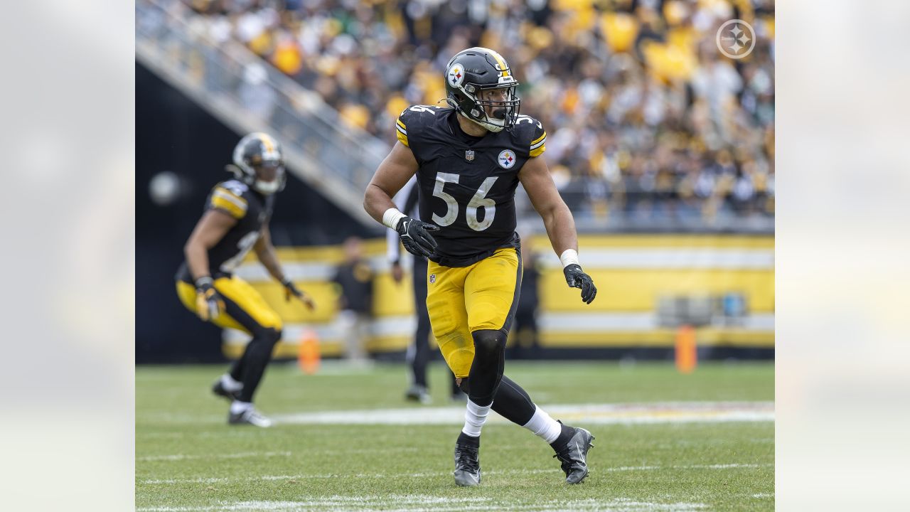 Pittsburgh Steelers linebacker Alex Highsmith (56) walks off the field  after an NFL football game against the Indianapolis Colts, Monday, Nov. 28,  2022, in Indianapolis. (AP Photo/Zach Bolinger Stock Photo - Alamy