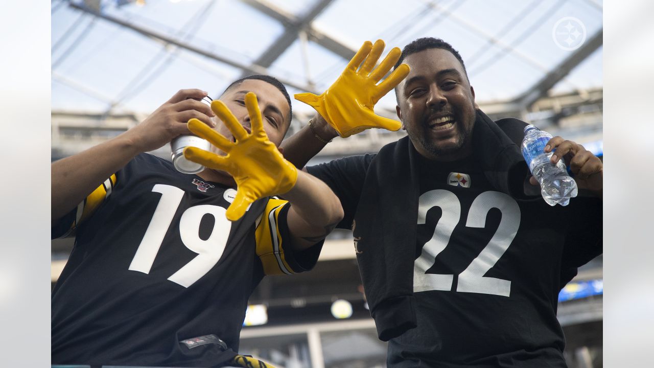 PHOTOS: Fan Friday at Chargers