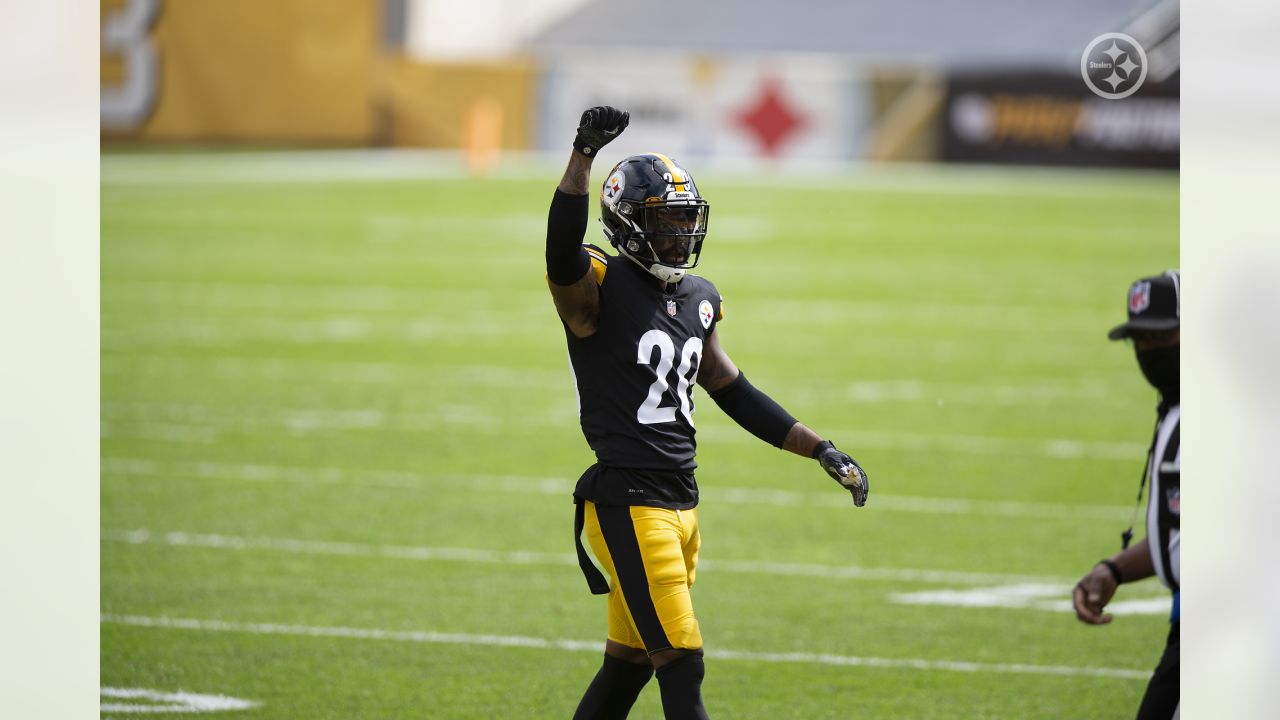 With NFL free agency looming, the Steelers have begun negotiations with  cornerback Cam Sutton