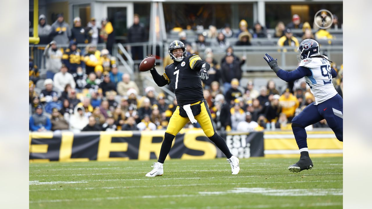 Pittsburgh Steelers on X: Ben Roethlisberger increased his career  touchdown pass total to 350 – surpassing Eli Manning for the 7th-most in  #NFL history.  / X