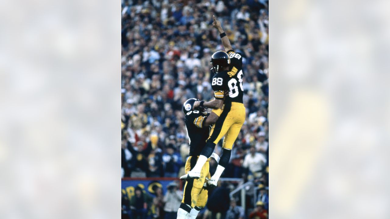 20 January 1980: Super Bowl XIV was played between AFC champion Pittsburgh  Steelers and NFC champion Los Angeles Rams at the Rose Bowl in Pasadena  California. Action during game - Jack Youngblood (