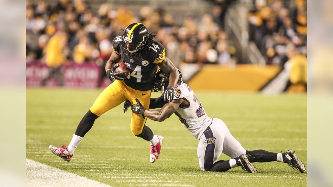 NFL tone-deaf to limit DeAngelo Williams wearing pink - Sports Illustrated