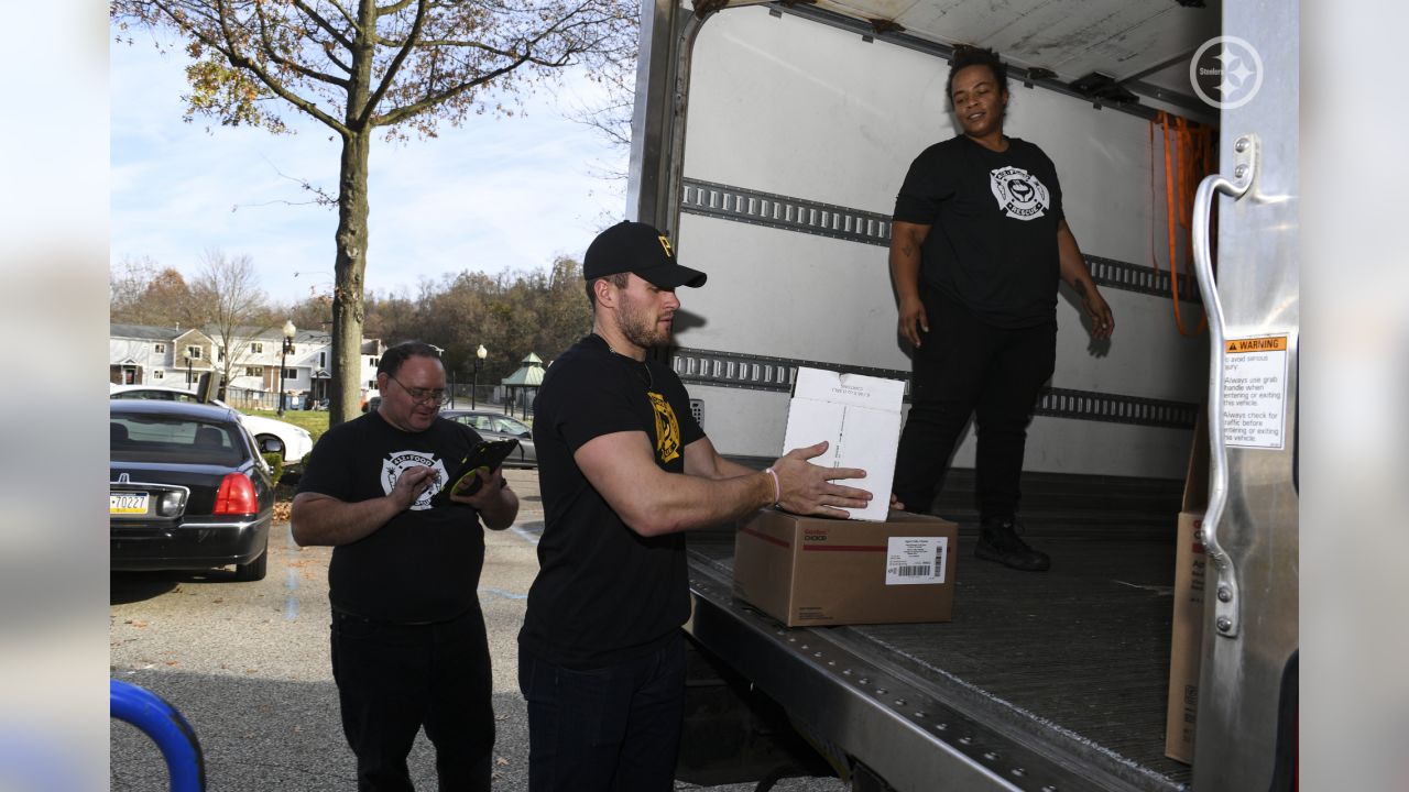 Pittsburgh Steelers Linebacker, T.J. Watt, Collaborates with 412 Food  Rescue for Exclusive Cobranded Beanie - 412 Food Rescue