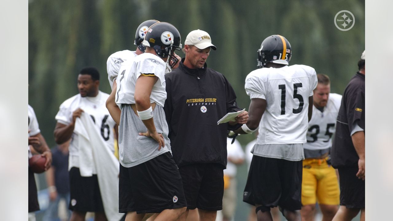 BlitzburghUSAVideos on X: Ben Roethlisberger showing up to the team's 2021  training camp with a DIFFERENT shirt!!!!! 