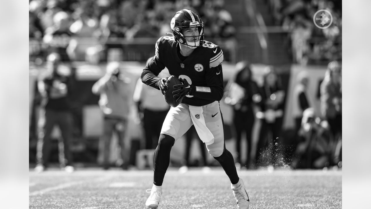 Pittsburgh Steelers on X: It being a night game, the fans all wearing  black, it's like a blackout in the stadium. I love that uniform. Our guys  can't wait to wear our #