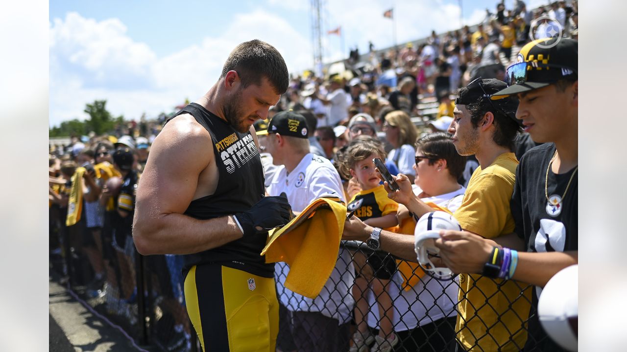 Steelers fans at training camp in Latrobe