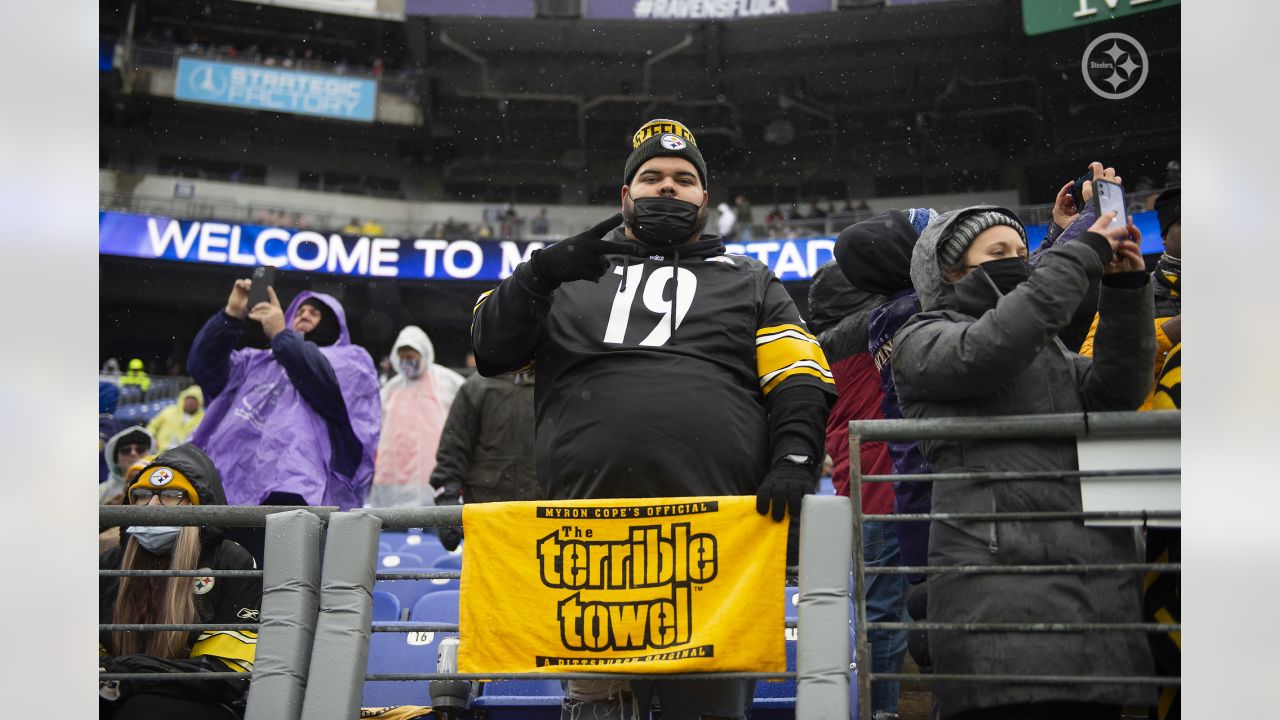 NFL Shop TV Spot, 'Ravens and Steelers Fans' 