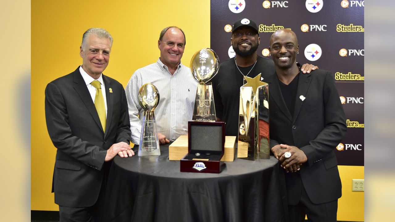 Pittsburgh Steelers Super Bowl 43 MVP Santonio Holmes Live Interview At  Acrisure Stadium 