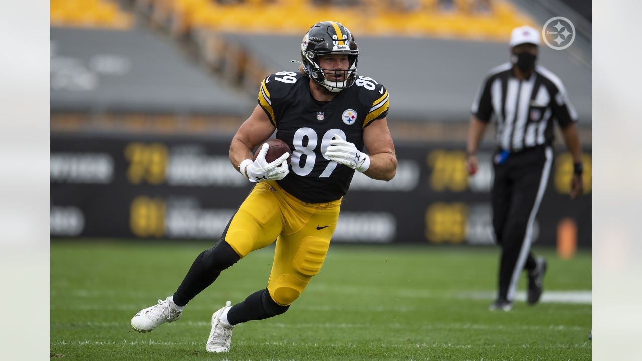 Steelers tight end Vance McDonald retires at age 30 after eight