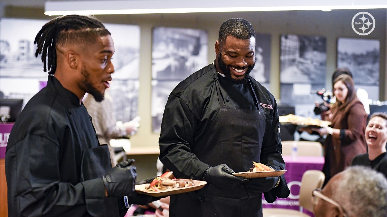 PHOTOS: Steelers, Magee-Womens hospital team up for healthy eating event