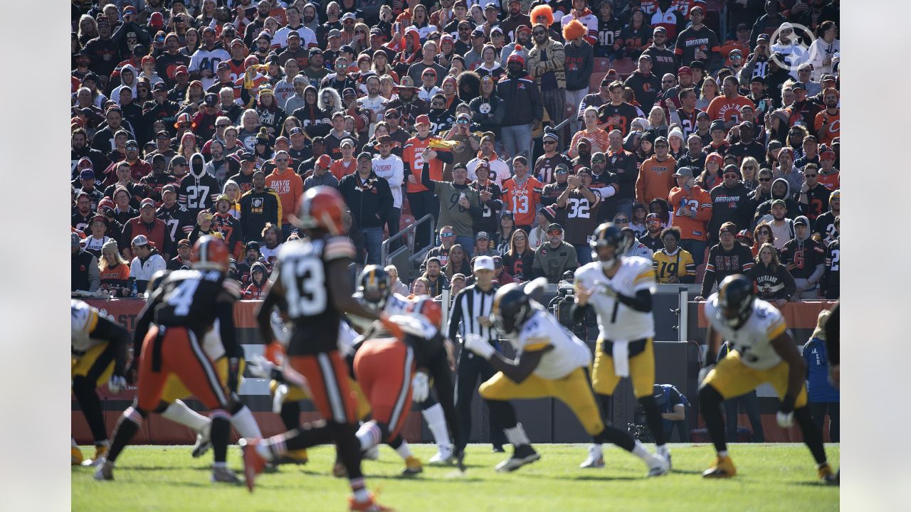 PHOTOS: Browns fall to Steelers on Halloween, 15-10