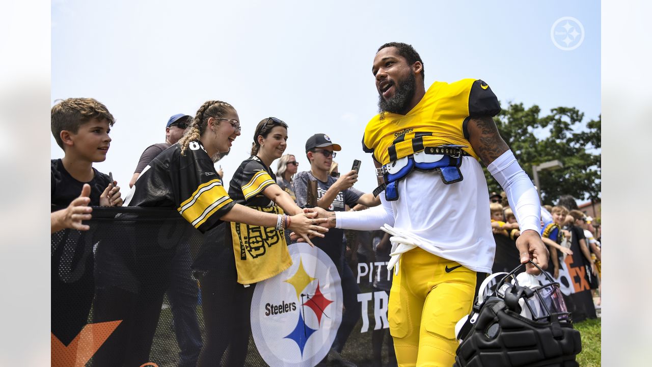 Pittsburgh Steelers fans look on during the national football