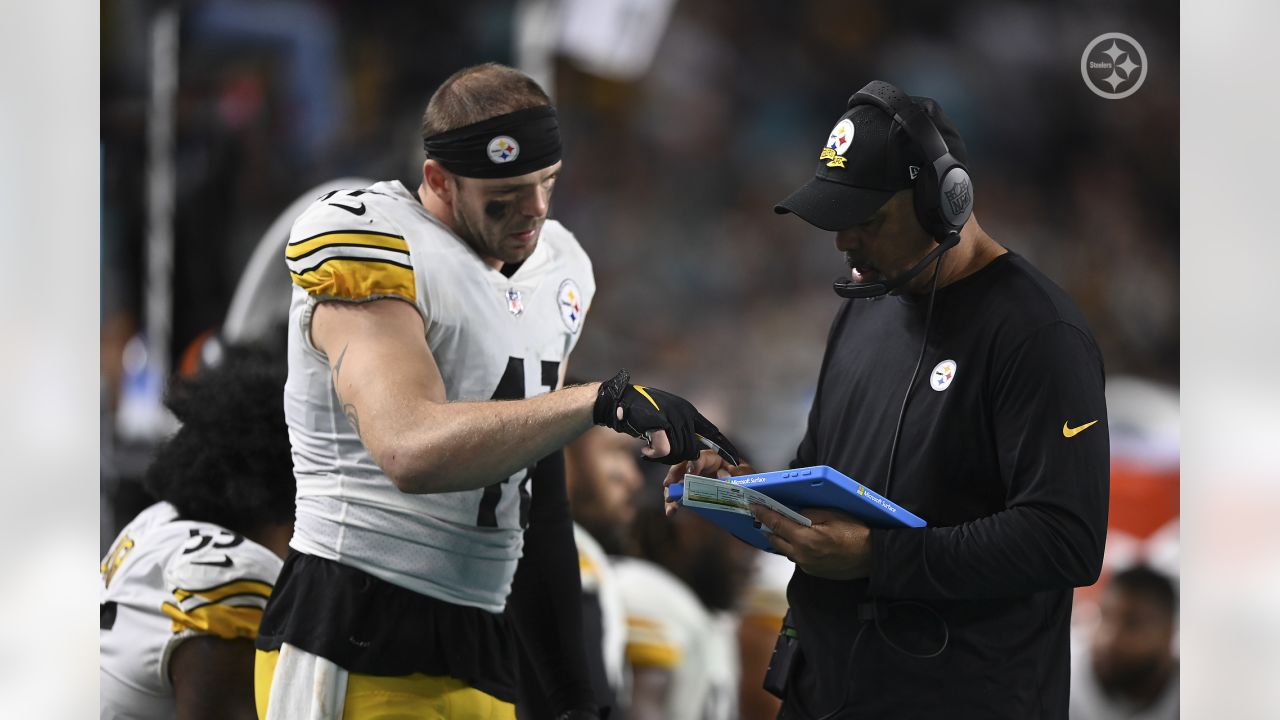 Late Turnovers Doom Steelers In 16-10 Loss To Miami Dolphins - Steelers  Depot