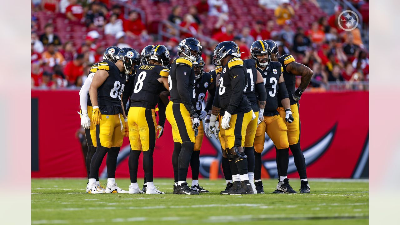 Pittsburgh Steelers 27-17 Tampa Bay Buccaneers Summary and Touchdowns in  Week 1 of the NFL Preseason 2023