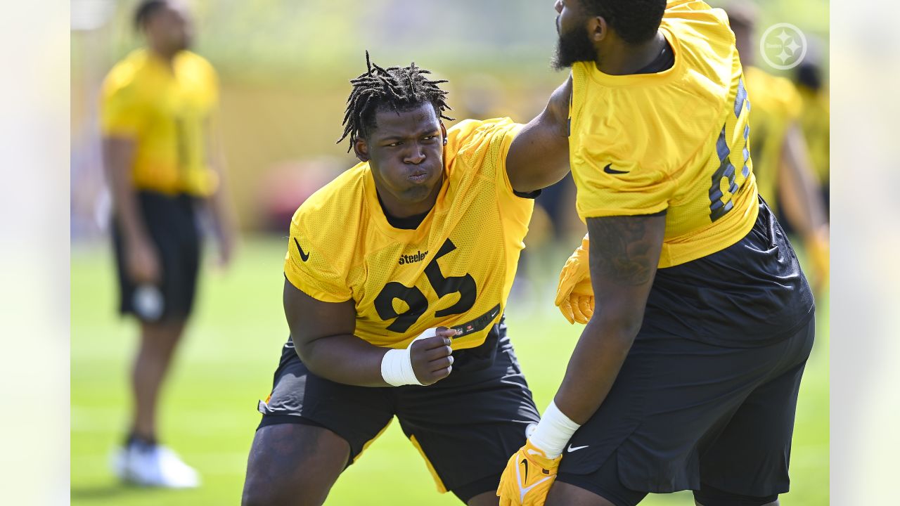 PHOTOS: Benton at rookie minicamp