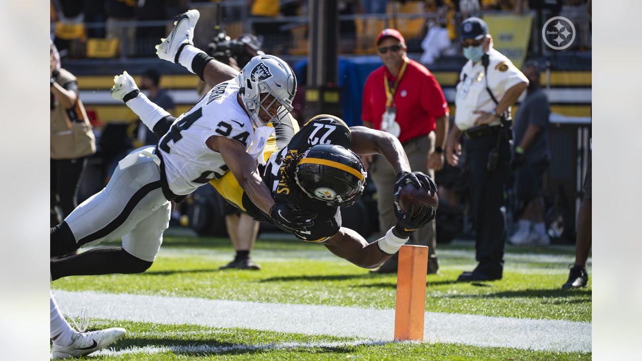 Steelers RB Najee Harris opting for no visor this season