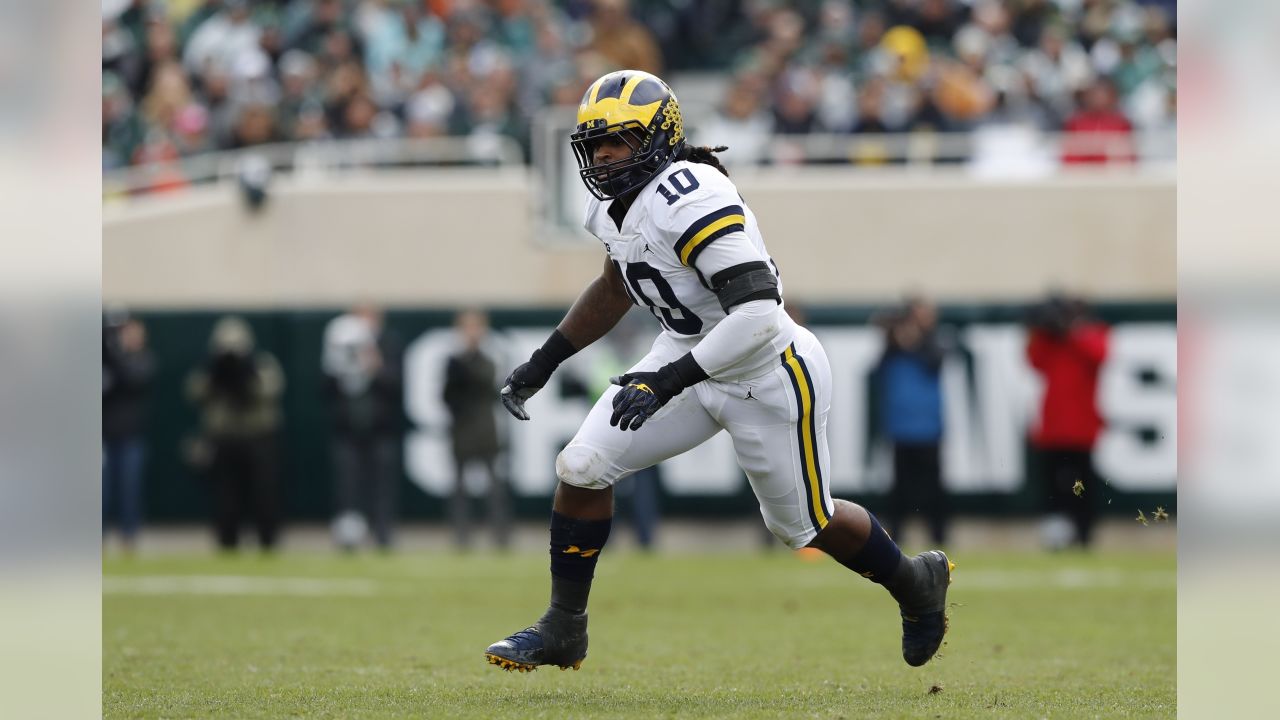 Steelers trade up, draft linebacker Devin Bush at No. 10