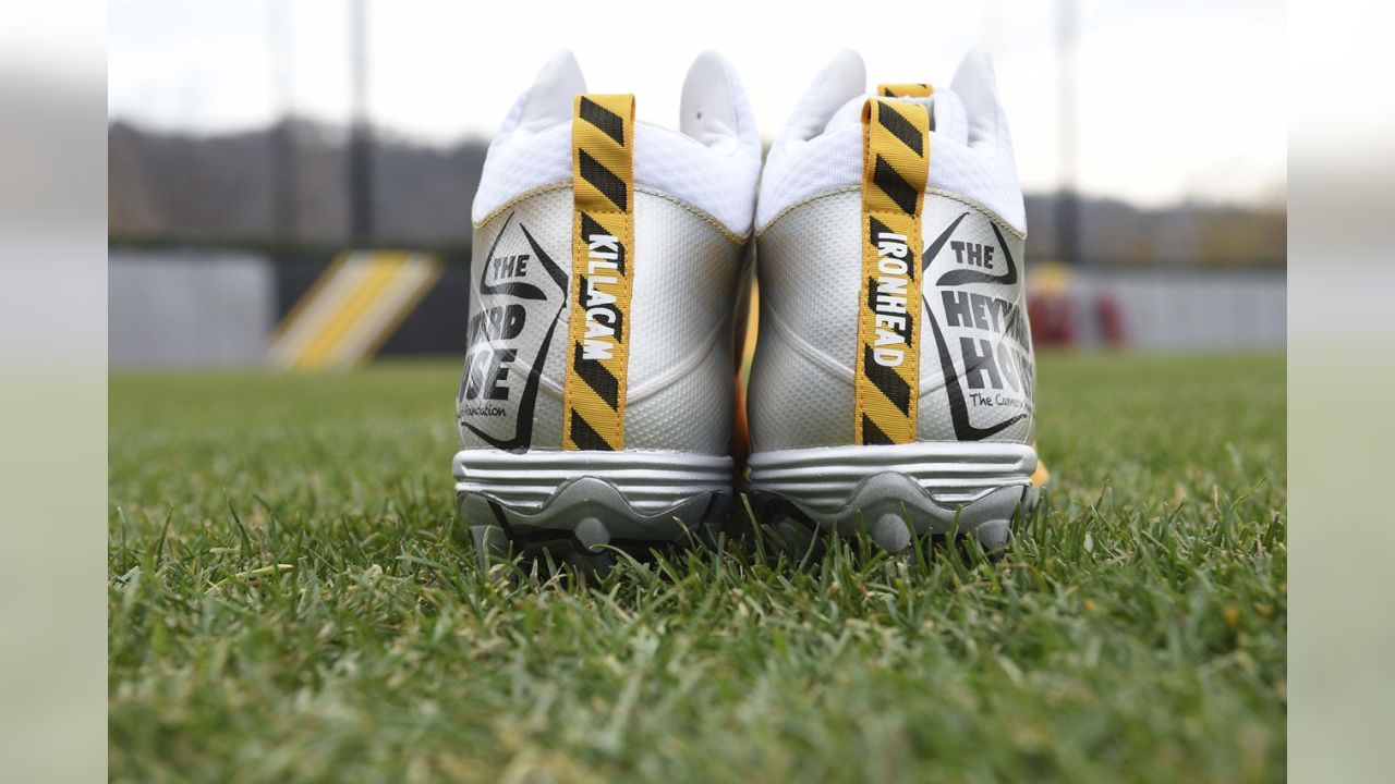 What Pros Wear: Josh Allen's Nike Vapor Edge 360 Pro Cleats - What