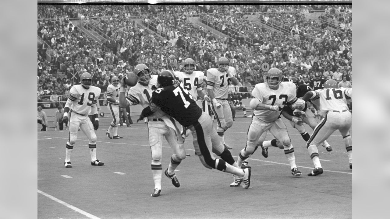 Burgh's Best to Wear It, No. 75: Joe Greene nearly wore another