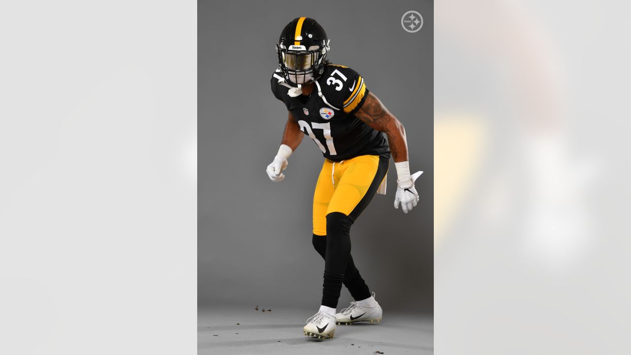 PHOTOS: 2020 Steelers team captains