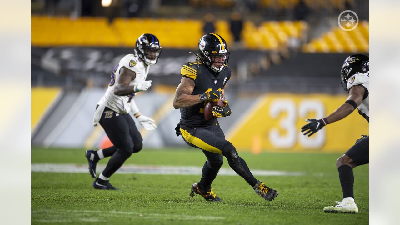 Steelers will debut Color Rush uniforms on Christmas Day vs Ravens