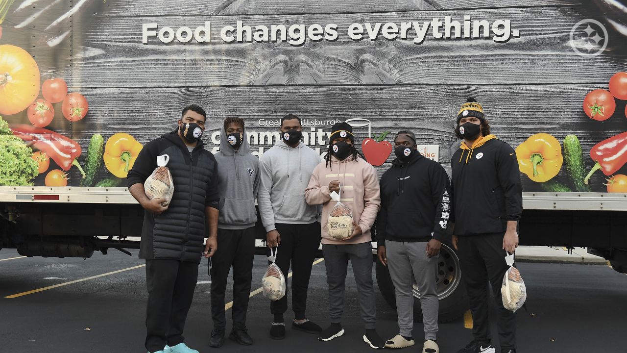 Penguins, Pirates, and Steelers teaming up for Thanksgiving food