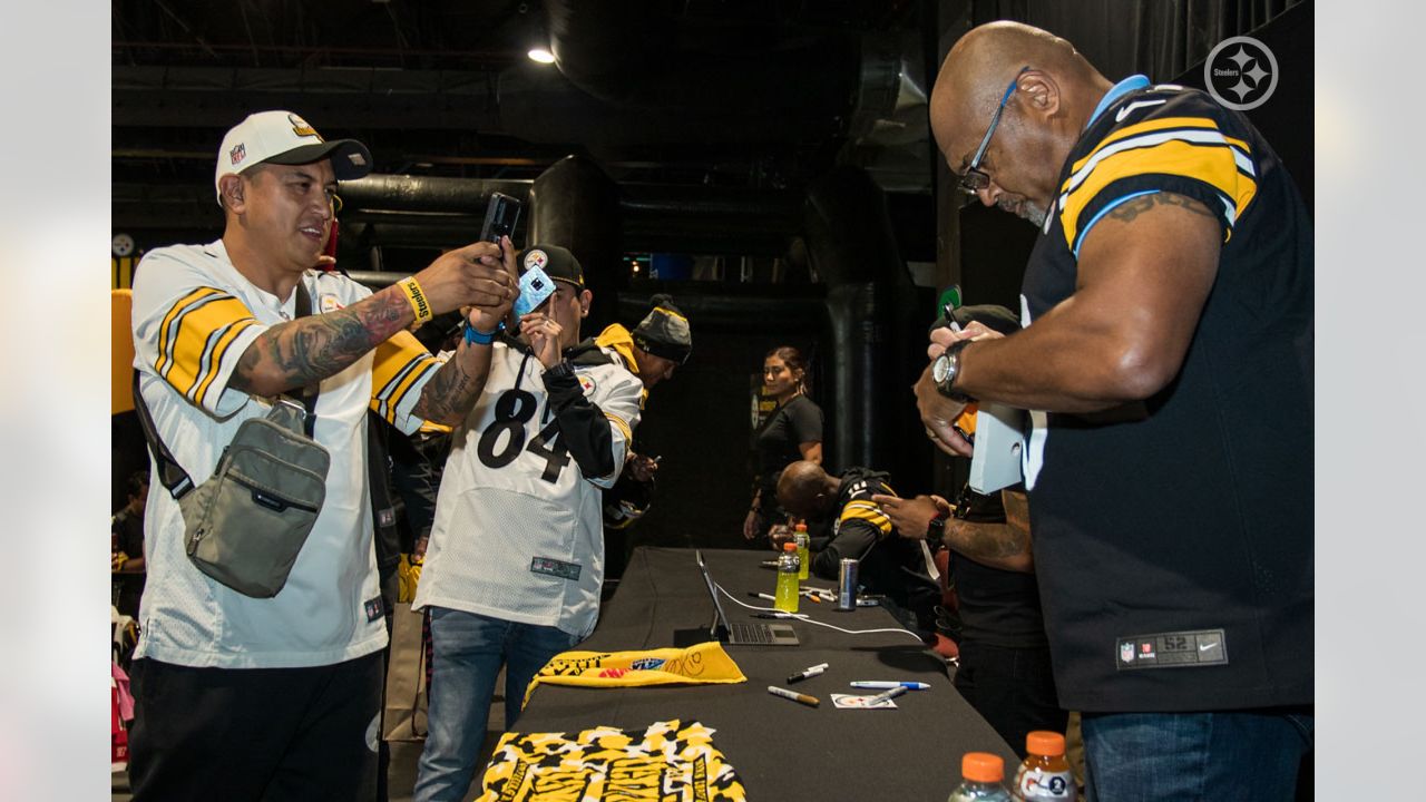 PHOTOS: Siempre Steelers Watch Party México 2023