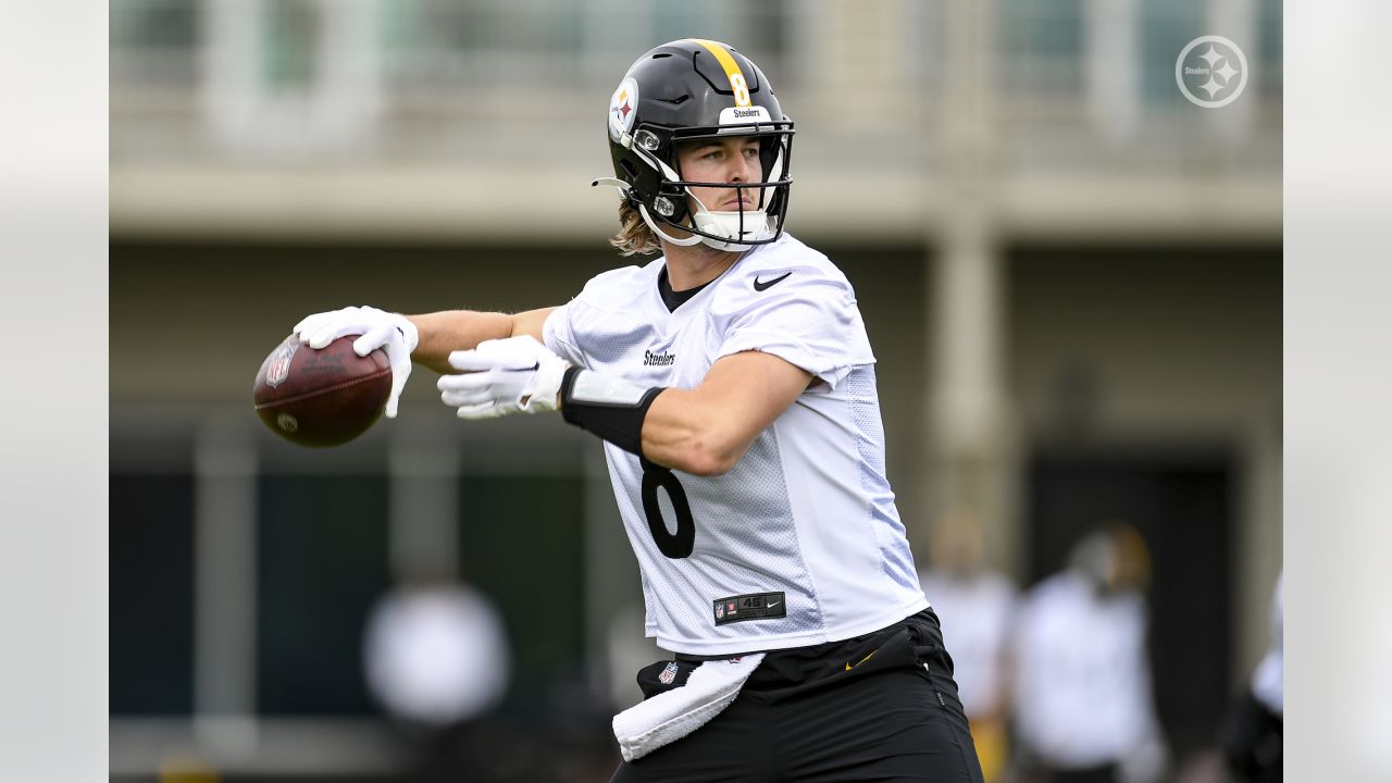 Steelers 2022 Exit Interviews: Dan Moore Jr. and Jesse Davis