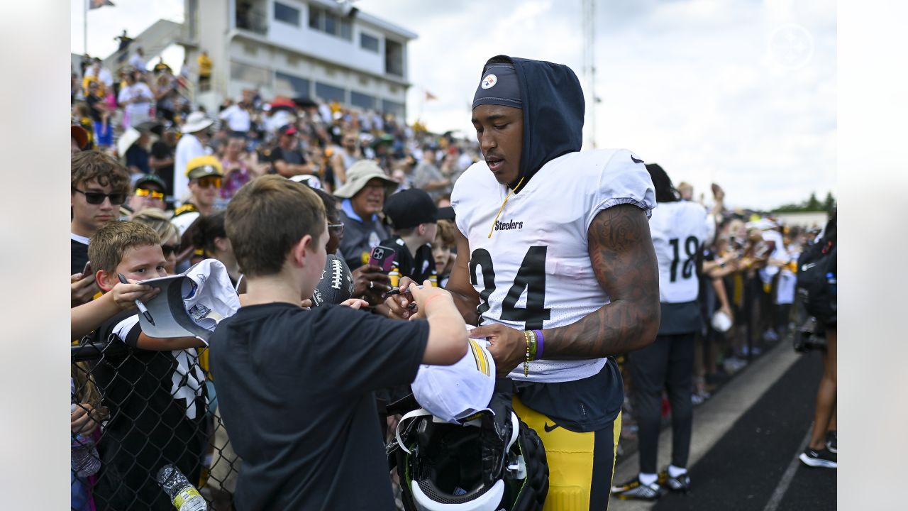 PHOTOS: Best of fans at Steelers Camp - Week 3