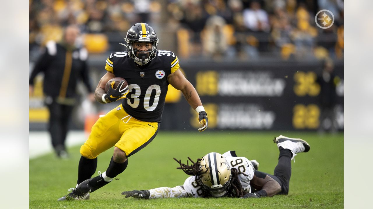Steelers Defeat Saints With Run Game, Defense