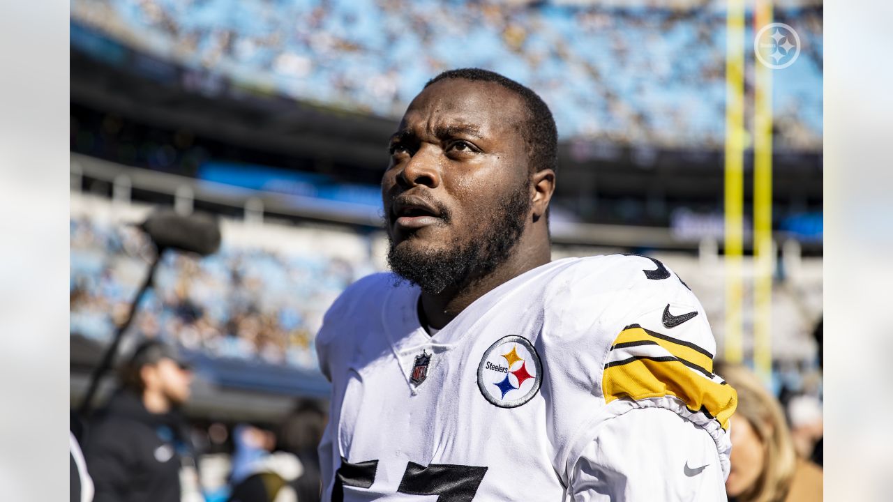 PHOTOS: Game faces - Steelers at Panthers