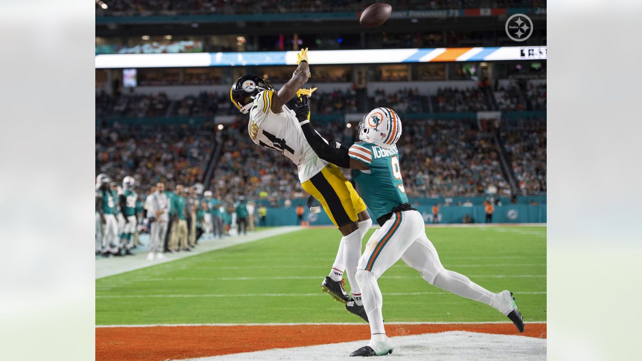 WATCH: Steelers WR George Pickens makes incredible TD catch vs. Dolphins