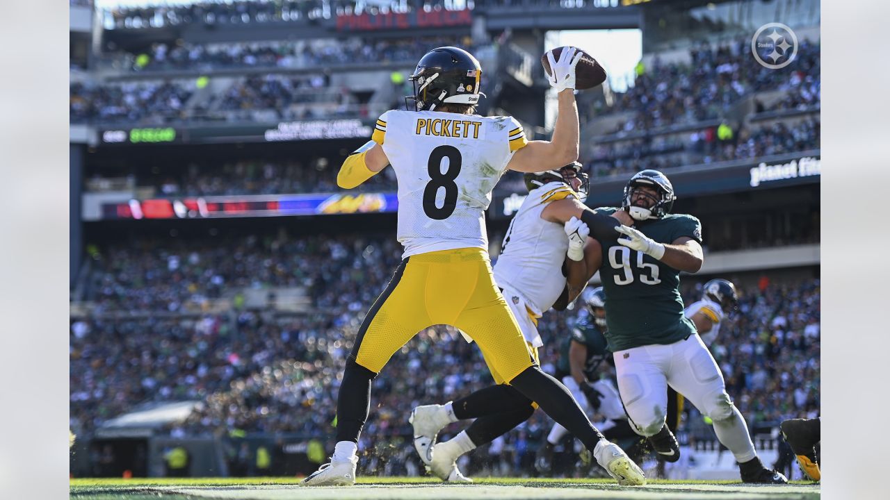 Pittsburgh Steelers vs. the Philadelphia Eagles, Oct. 30, 2022 