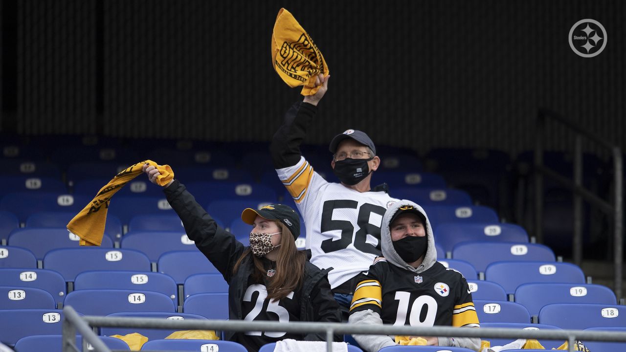 Pittsburgh Steelers vs. Baltimore Ravens. Fans support on NFL Game.  Silhouette of supporters, big screen with two rivals in background Stock  Photo - Alamy